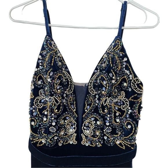 NWOT Betsy & Adam | Velvet Navy Embellished Strappy Evening Gown 4 - Picture 6 of 11